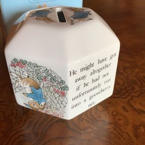 Vintage Wedgwood Peter Rabbit ceramic bank